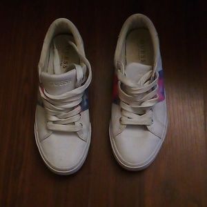 Size 8 Guess shoes